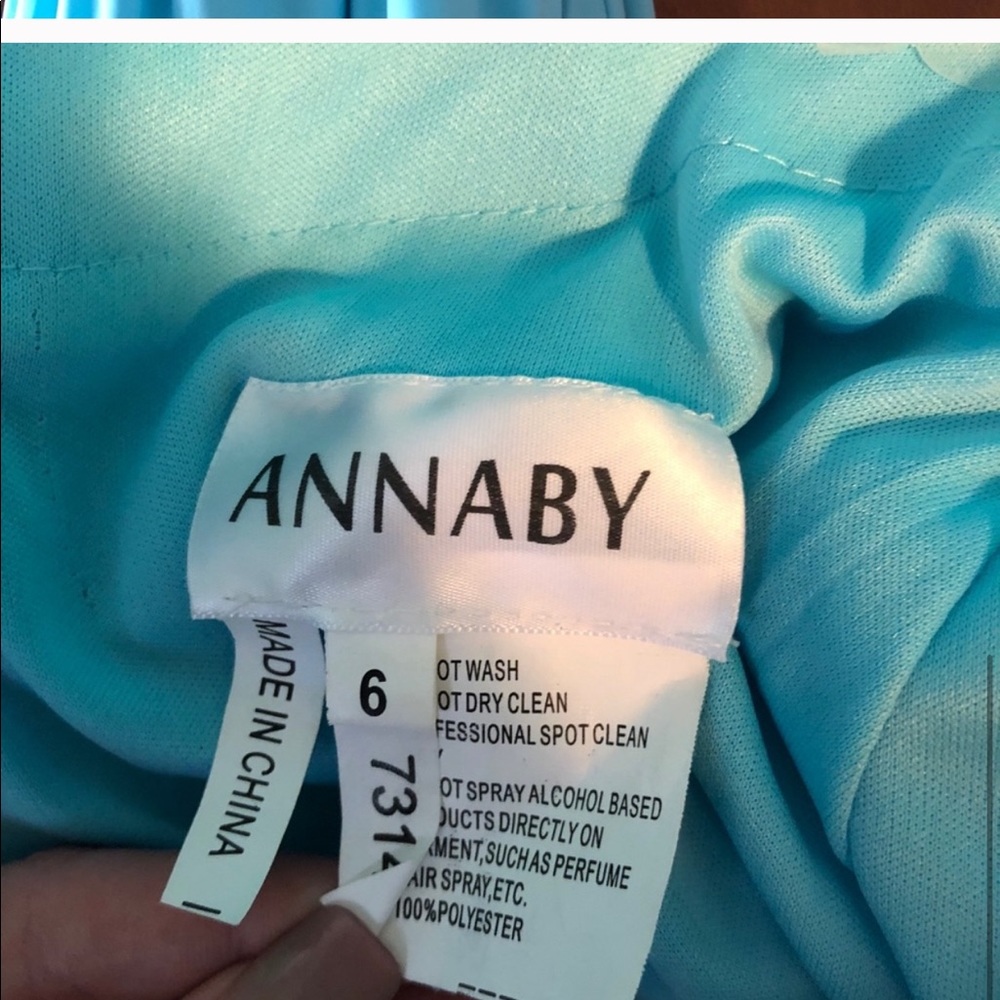 TWO PIECE WHITE GOLD SEQUIN PROM FORMAL DRESS - Picture 7 of 8